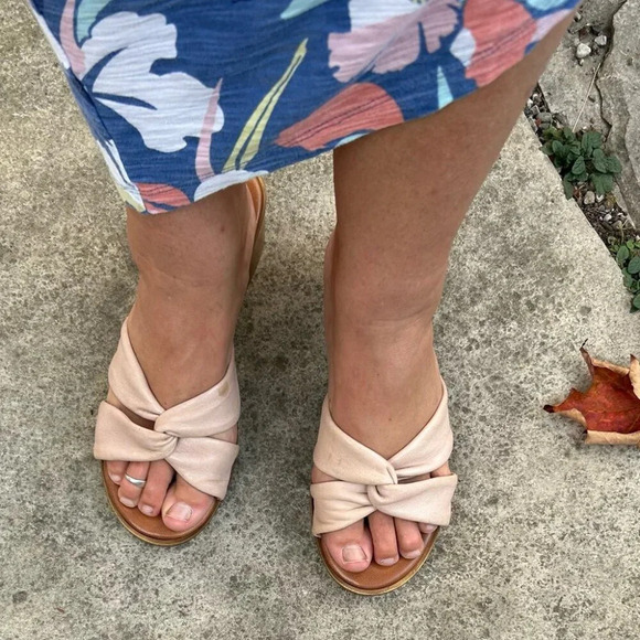 Mila Paoli pink twist platform sandals, size 9 - Picture 2 of 11